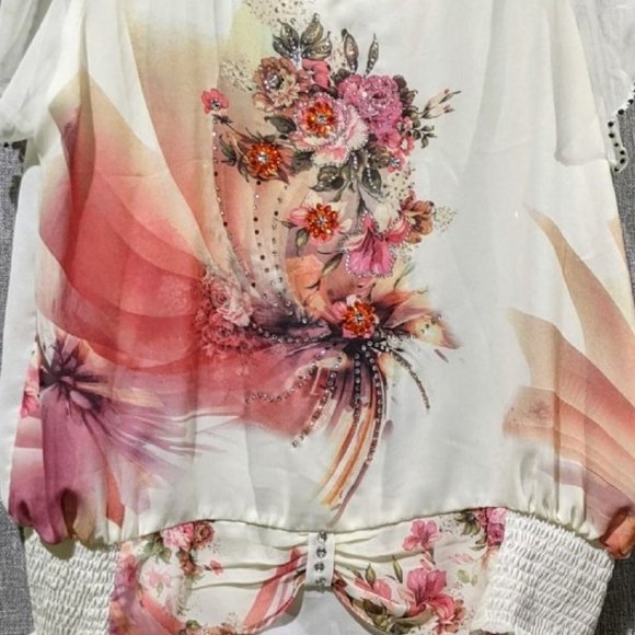 Chanel 2015 Spring Summer Runway Ivory Silk Blouse - Picture 2 of 6